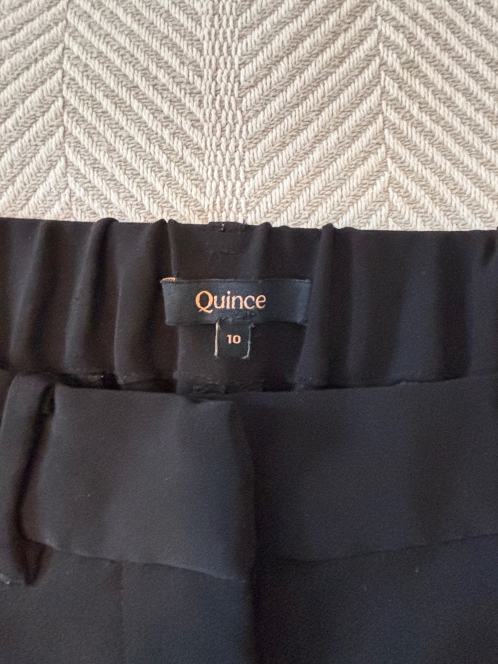 Quince Wide-Leg Stretch Crepe Pleated Pants - women’s - size 10